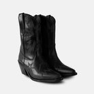 Botas de moda en color negro Botas vaqueras de mujer botas vaqueras de piel  botas vaqueras negras mujer outfits con botas negras Botas negras con flecos Bota Negras Botas de moda en color negro Botas vaqueras de mujer Cowboyboots